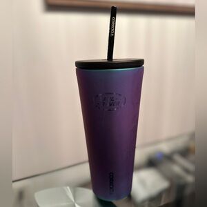 CORKCICLE bottle. Land Rover